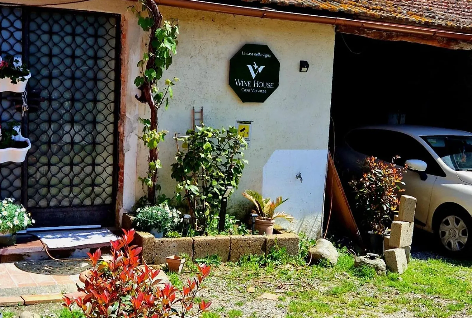 فندق مبيت وإفطار مبيت وإفطار كابانّوري Wine House